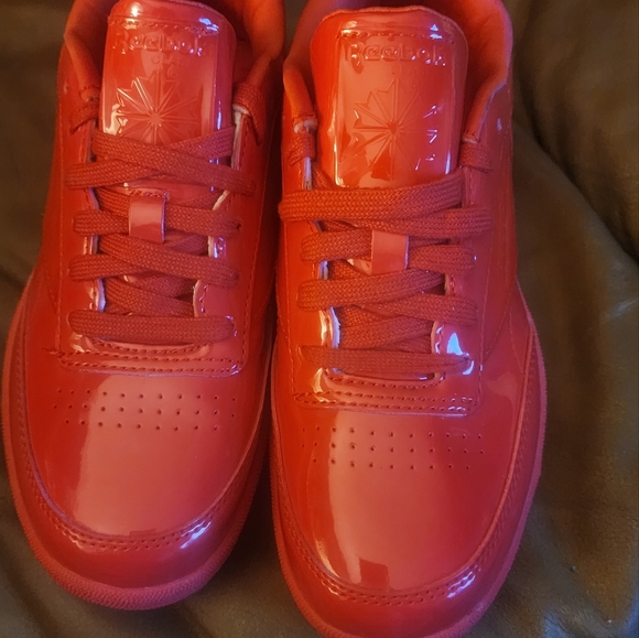 Reebok CARDI B X CLUB C J 'INSTINCT RED limited youth size 4 brand NEW - Picture 3 of 5